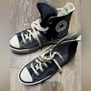 Brand New Converse Shoes Men’s 4/Women’s 6